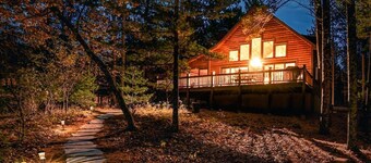 Free nite book wknd offseason Lakehome logcabin hottub fireplace boats sandbeach
