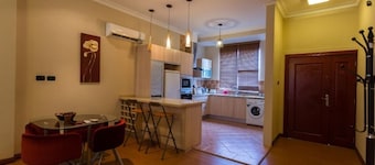 Luxury 2 Bedroom Apartment