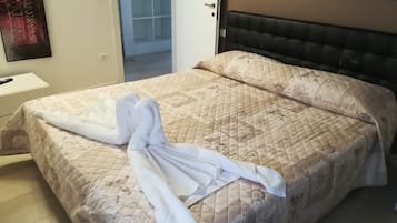 2 Schlafzimmer, Bügeleisen/Bügelbrett, kostenloses WLAN, Bettwäsche