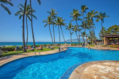 Ekahi Village 44C - Beautifully appointed Ocean View Condo mins from the beach