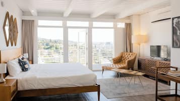 Hollywood Hills City View Classic | 1 間臥室、高級寢具、舒適加層、客房內保險箱