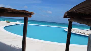 Superior Suite, Balcony, Sea View | Teres/patio