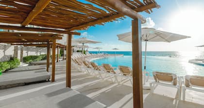 Cyan Cancun Resort & Spa