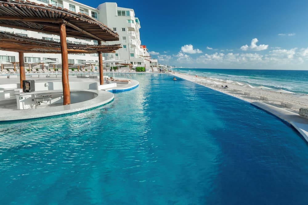 Cyan Cancun Resort & Spa
