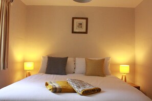 2 chambres, fer et planche à repasser, Wi-Fi, literie fournie