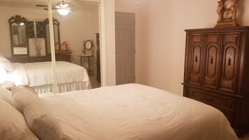 1 chambre, fer et planche Ă repasser, Wi-Fi, draps fournis