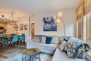 Smart TV, lareira, videogames