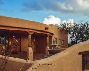Exterior detail - Hacienda  Del Avion  (Bisbee)