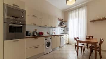 Mesin pencuci piring