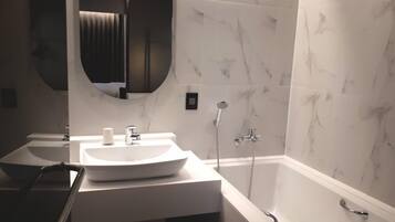 Premium Double Room | Bathroom | Free toiletries, hair dryer, bathrobes, slippers