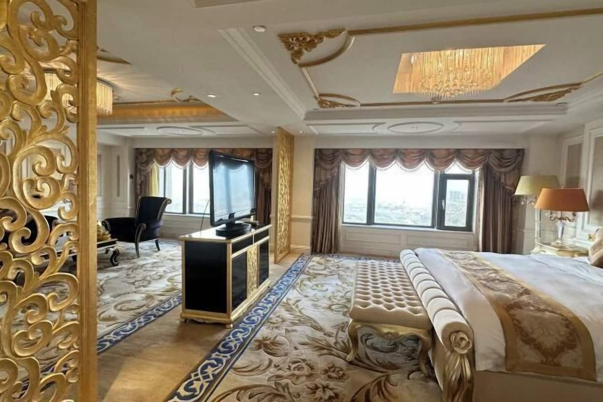 1 bedroom, minibar, in-room safe, desk