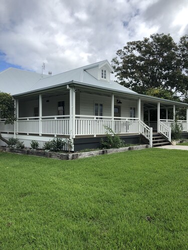 "On the Farm - North Arm" ~ Farm Stay : Farm Play