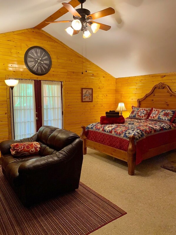 1 bedroom, bed sheets