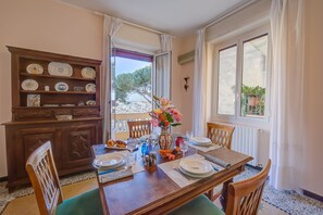 Dining - Sunrise Apartment Seaview, Imperia, Italy (Imperia)