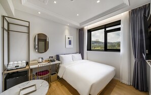 Standard Double Room (Netflix) - Gijang No.25 Hotel (Busan)