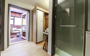 Suite, Ocean View (Netflix+ Styler) | 1 bedroom, premium bedding, down comforters, desk