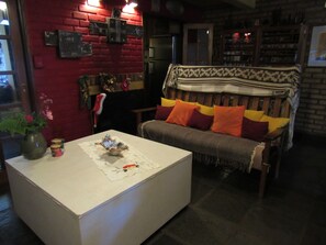 Room, 1 Bedroom, Smoking, Balcony | Interior