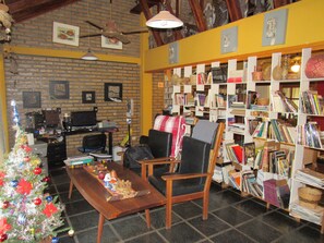 Room, 1 Bedroom, Smoking, Balcony | Library - Room-ñau Father for 3 People (Obera)