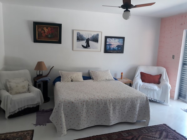 2 bedrooms