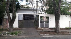 Shared Dormitory, 1 Bedroom, Smoking, Patio | Property entrance