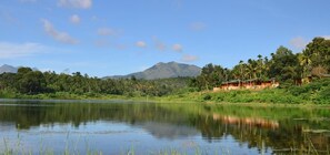 Kamar, 1 kamar tidur, kolam renang pribadi, pemandangan kebun | Danau