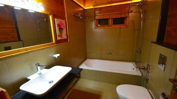 Chambre, 1 chambre, piscine privée, vue jardin | Salle de bain