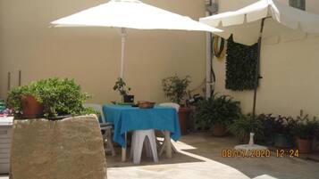 Zimmer, 1 Schlafzimmer, Terrasse, Meerblick | Außenbereich