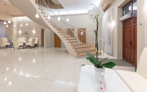 Valensija - Cute Cottage in big Yard