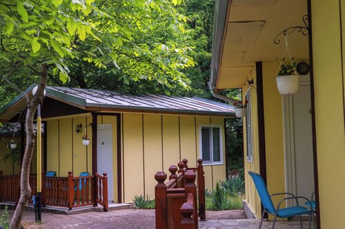 Pretty Bungalow for 2 or 3 Persons in a Lovely Area of Kamena Village