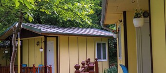 Pretty Bungalow for 2 or 3 Persons in a Lovely Area of Kamena Village