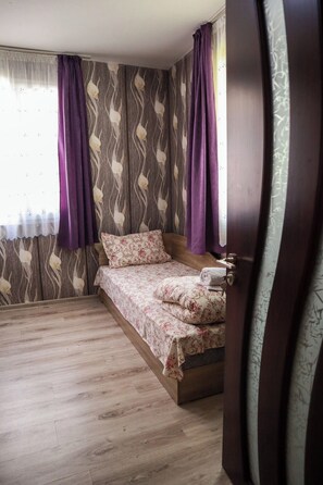 Bungalow, 1 Bedroom, Smoking, Balcony | 1 bedroom - Peaceful and Tranquil Bungalow Retreat in Kamena Village Near Nature (Petrich)