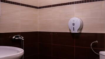 Bungalow, 1 Bedroom, Smoking, Balcony | Bathroom