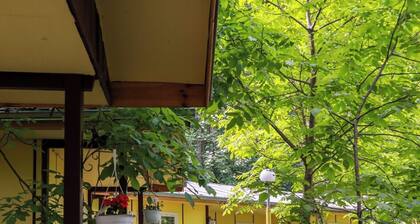 Bungalow in Lovely and Familial Area for 2 or 3 Persons