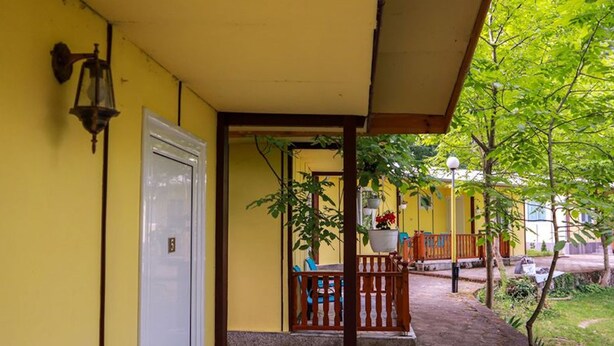 Bungalow, 1 soverom, røyk, balkong | Fasade