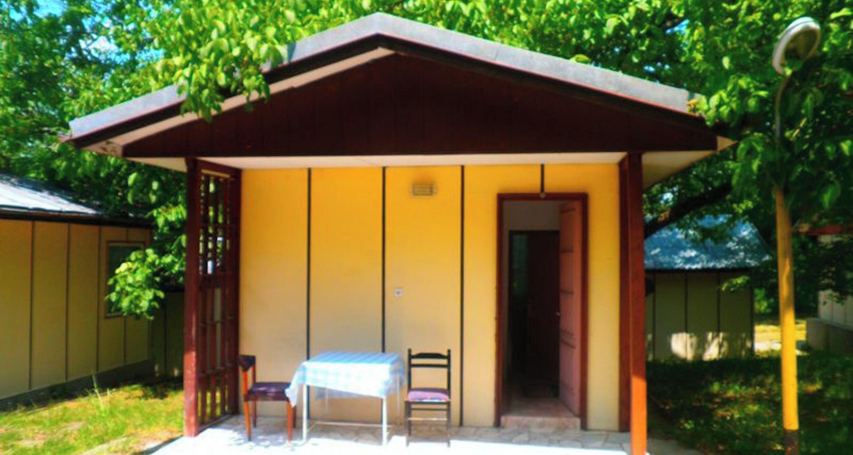 Bungalow, 1 Bedroom, Smoking, Balcony | Exterior