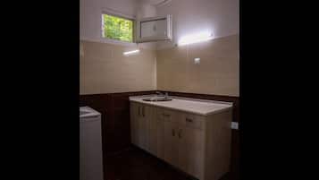Bungalow, 1 Bedroom, Smoking, Balcony | Bathroom