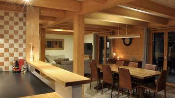 Chalet, 4 Bedrooms, Smoking, Balcony | Dining room