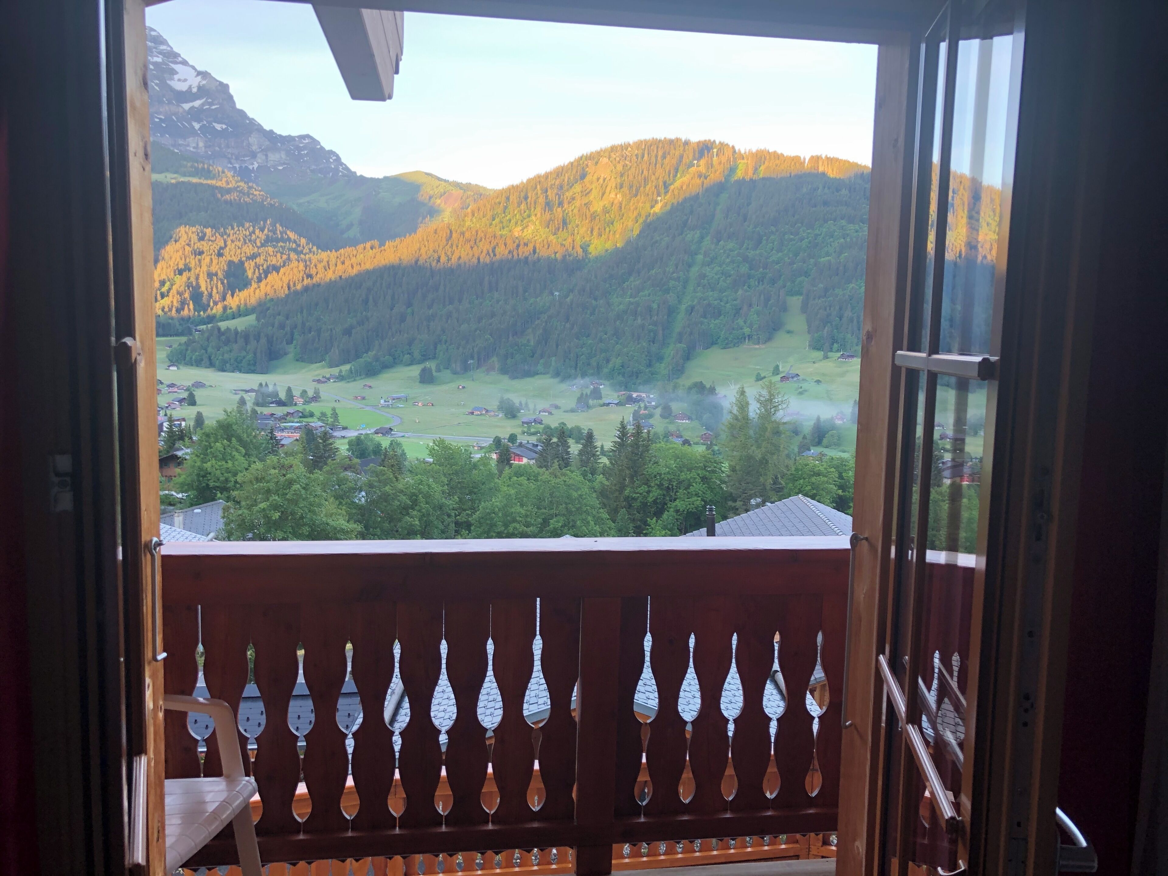 Chalet, 4 Bedrooms, Smoking, Balcony | 4 bedrooms, travel cot