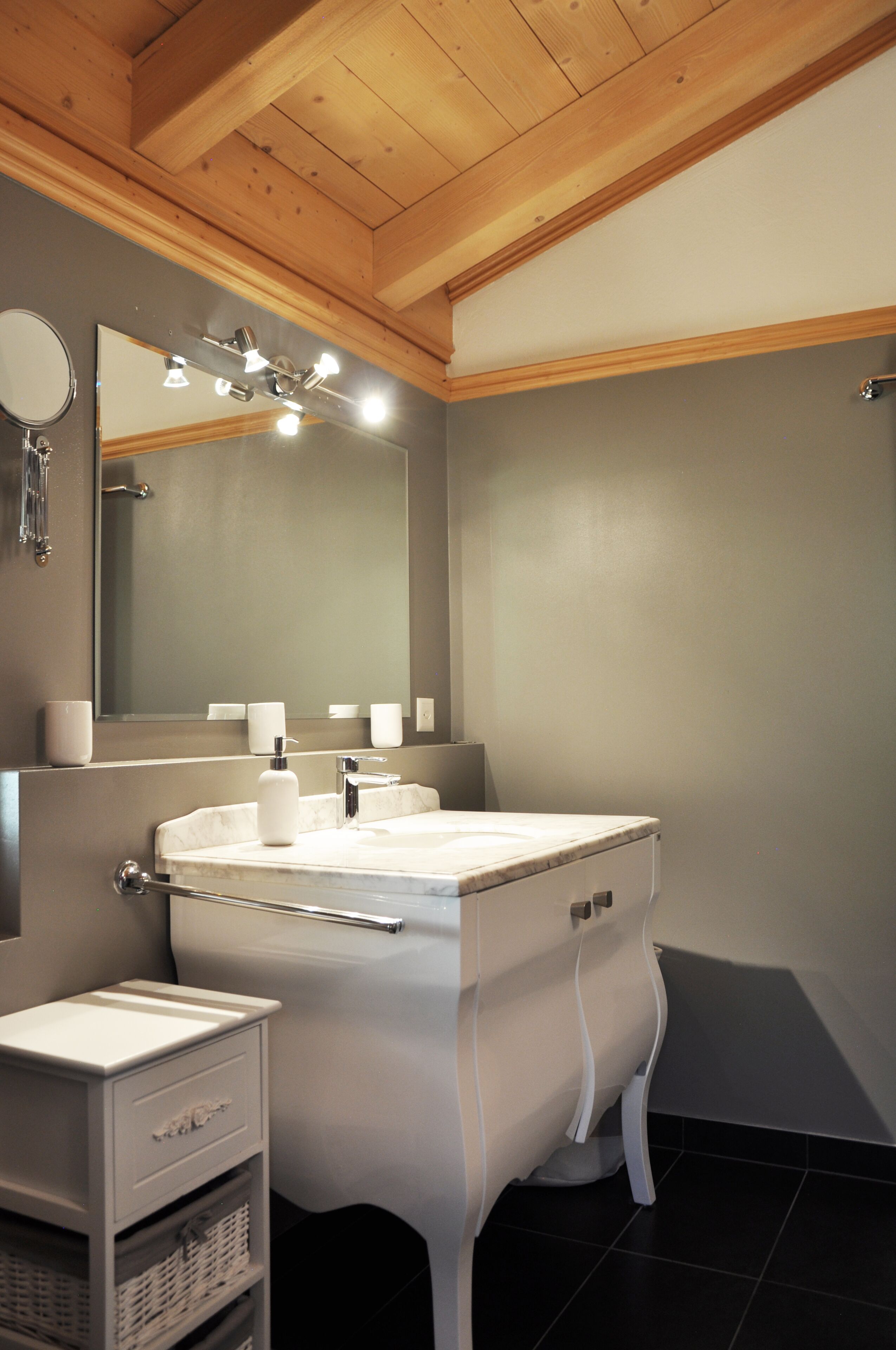 Chalet, 4 Schlafzimmer, Raucher, Balkon | Badezimmer