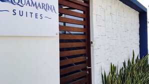 Room, 1 Bedroom, Smoking | Property entrance - Room-condohotel 5th Avenue Basic Studio (Playa del Carmen)