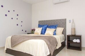Room, 1 Bedroom, Smoking | 1 bedroom - Room in Condo - Condohotel 5th Avenue Basic Studio (Playa del Carmen)