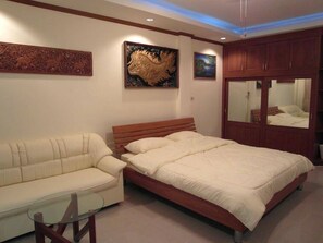 Condo, 1 Bedroom | 1 bedroom - Baan Suan Lalana Td F2 R206 (Pattaya)