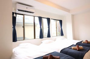 2 habitaciones, tabla de planchar con plancha y wifi gratis 