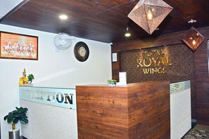 Reception - Hotel Royal Wings (Vadodara)