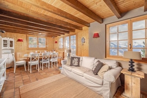 Chalet (5 Bedrooms) | Floor plan