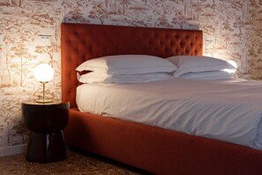 3 Schlafzimmer, Schreibtisch, Bügeleisen/Bügelbrett, Reisekinderbett
