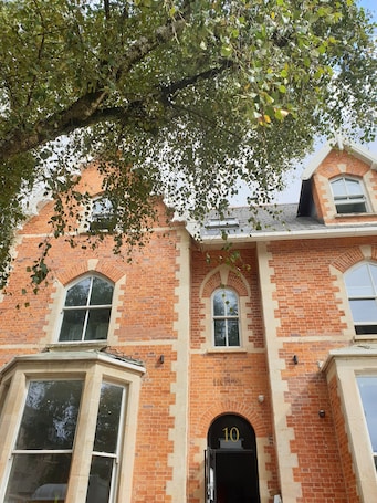 The Spires Serviced Apartments Cardiff