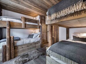 4 habitaciones, wifi gratis y ropa de cama 