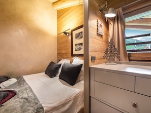 2 habitaciones, wifi gratis y ropa de cama 