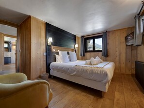 6 bedrooms, free WiFi, bed sheets - Charming 200m² Chalet in Val d'Isère with Sauna and Nordic Bath (Val-d'Isère)